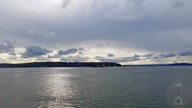 Ahhh, Puget Sound. Seattle, Washington [dailyblender.com]